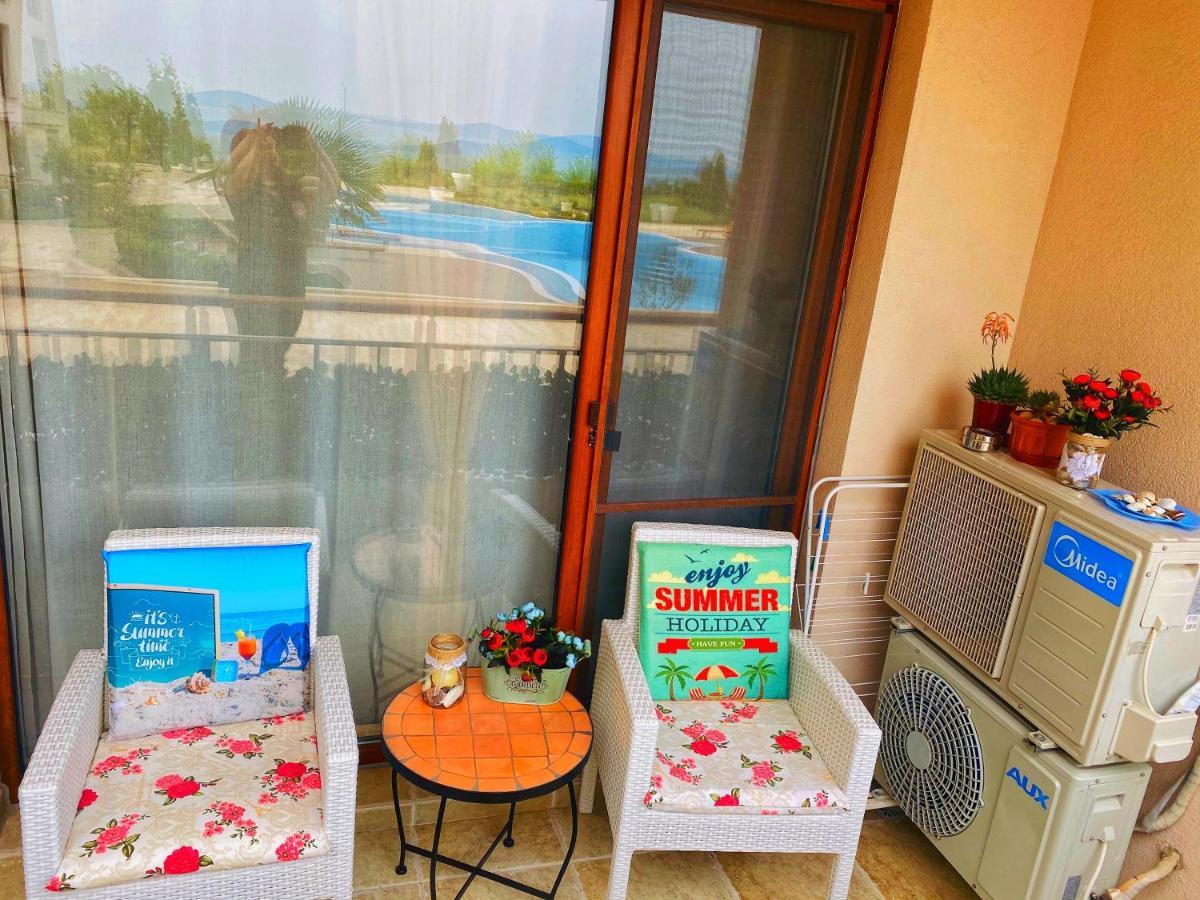 בורגאס Diamond Apartment №1 - Relax Holiday Views Sea And Pool מראה חיצוני תמונה