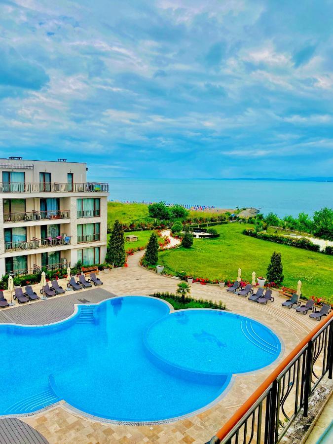 בורגאס Diamond Apartment №1 - Relax Holiday Views Sea And Pool מראה חיצוני תמונה
