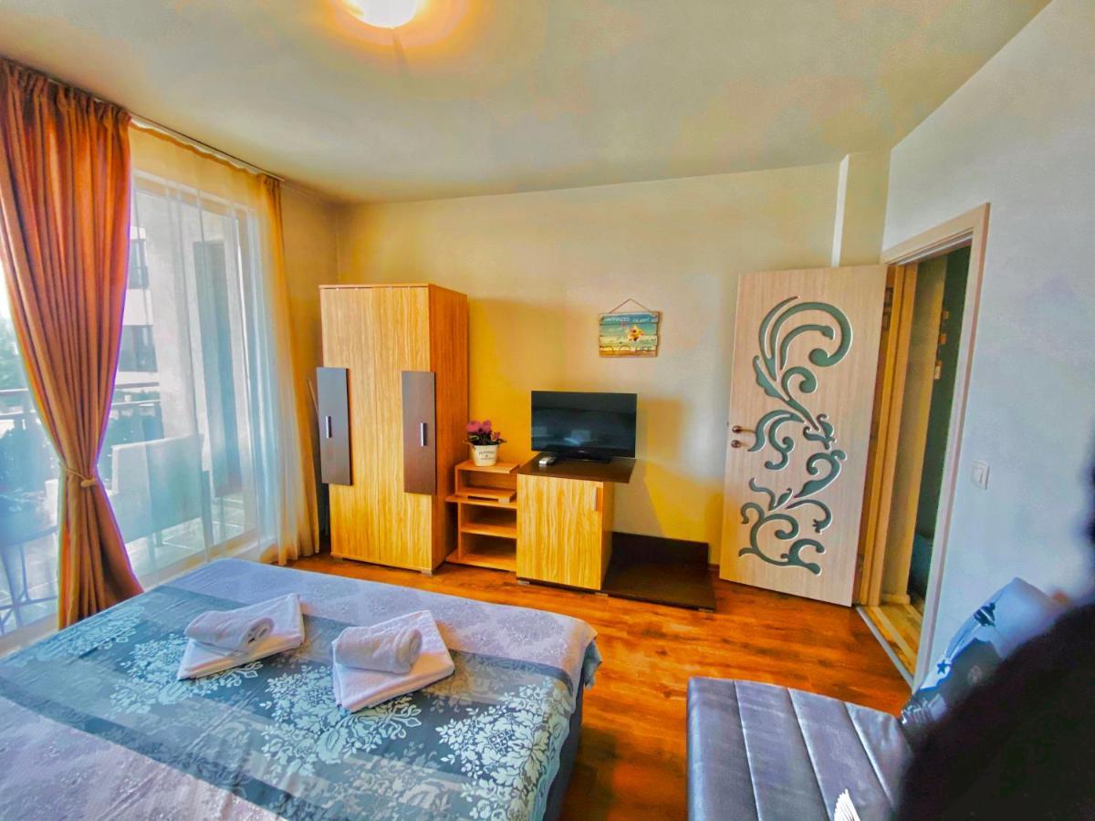 בורגאס Diamond Apartment №1 - Relax Holiday Views Sea And Pool מראה חיצוני תמונה