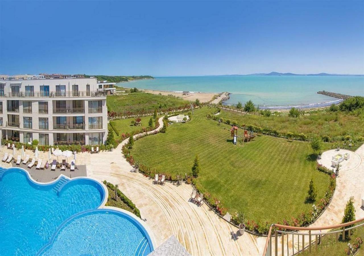 בורגאס Diamond Apartment №1 - Relax Holiday Views Sea And Pool מראה חיצוני תמונה